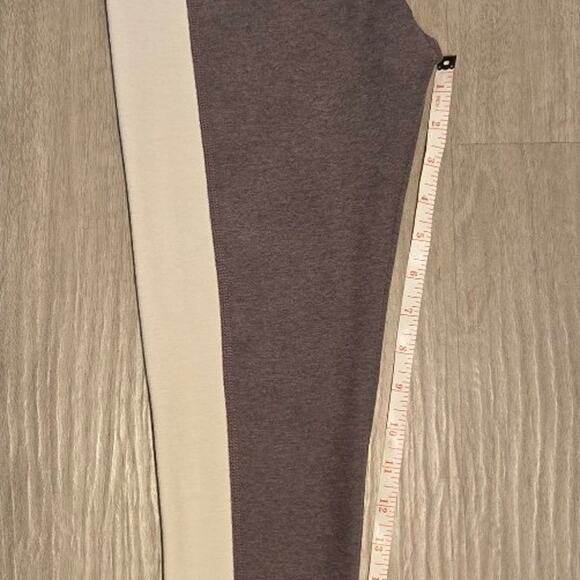 Beyond Yoga Space Dye Colorblock Ankle Leggings M - Picture 7 of 10
